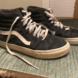 High top vans women’s 7.5/ mens6